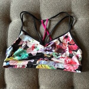 Old Navy Active Go Dry Sports Bra